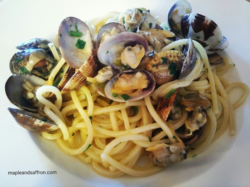 Summer favourite: spaghetti con le vongole - Maple And Saffron